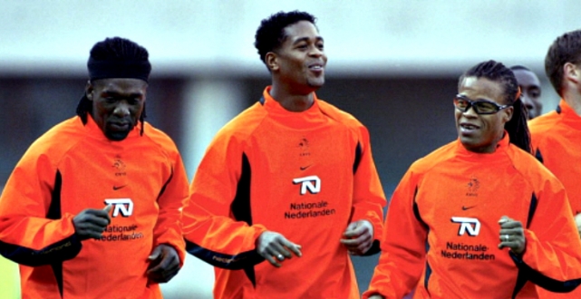 DIBLO KABERIA ELMAGO - Dutch Trio..who was your favourite player here left  to right Clarence Seedorf.Patrick Kluivert and Google's man Edgar Davids ⚽