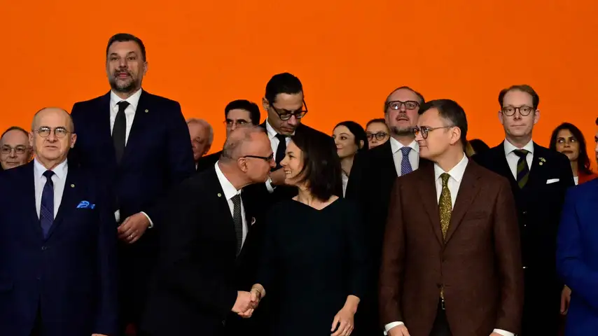 Kroatische minister zegt sorry voor kuspoging bij Duitse collega op EU-top